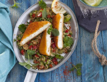 Salade de boulgour au fromage de brebis pané