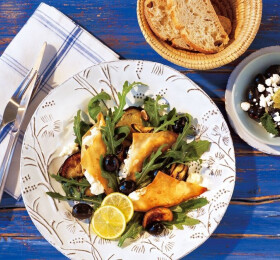 Salade aux croustillants de fromage de brebis