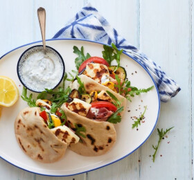 Pain pita au fromage de brebis grillé