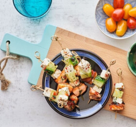 Brochettes saumon concombre et fromage de brebis