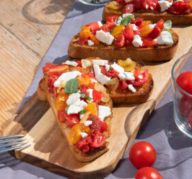 Bruschetta au fromage de brebis