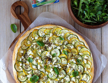 Tarte fine courgette et salakis