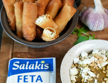 Des rouleaux croustillants à la Feta AOP Salakis